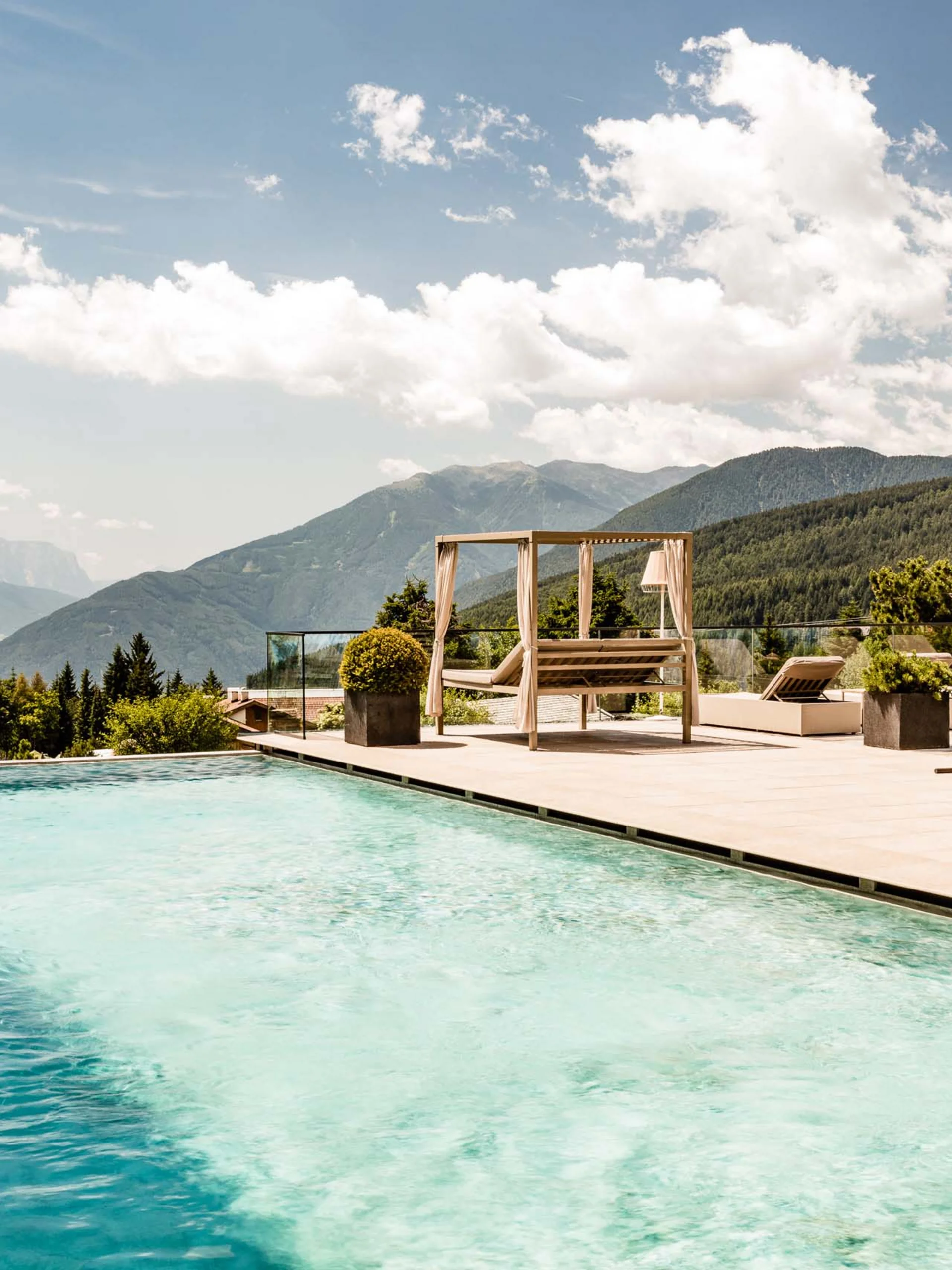 Ihr 4-Sterne-Superior-Hotel in Meransen Ihr 4-Sterne-Superior-Hotel in Meransen