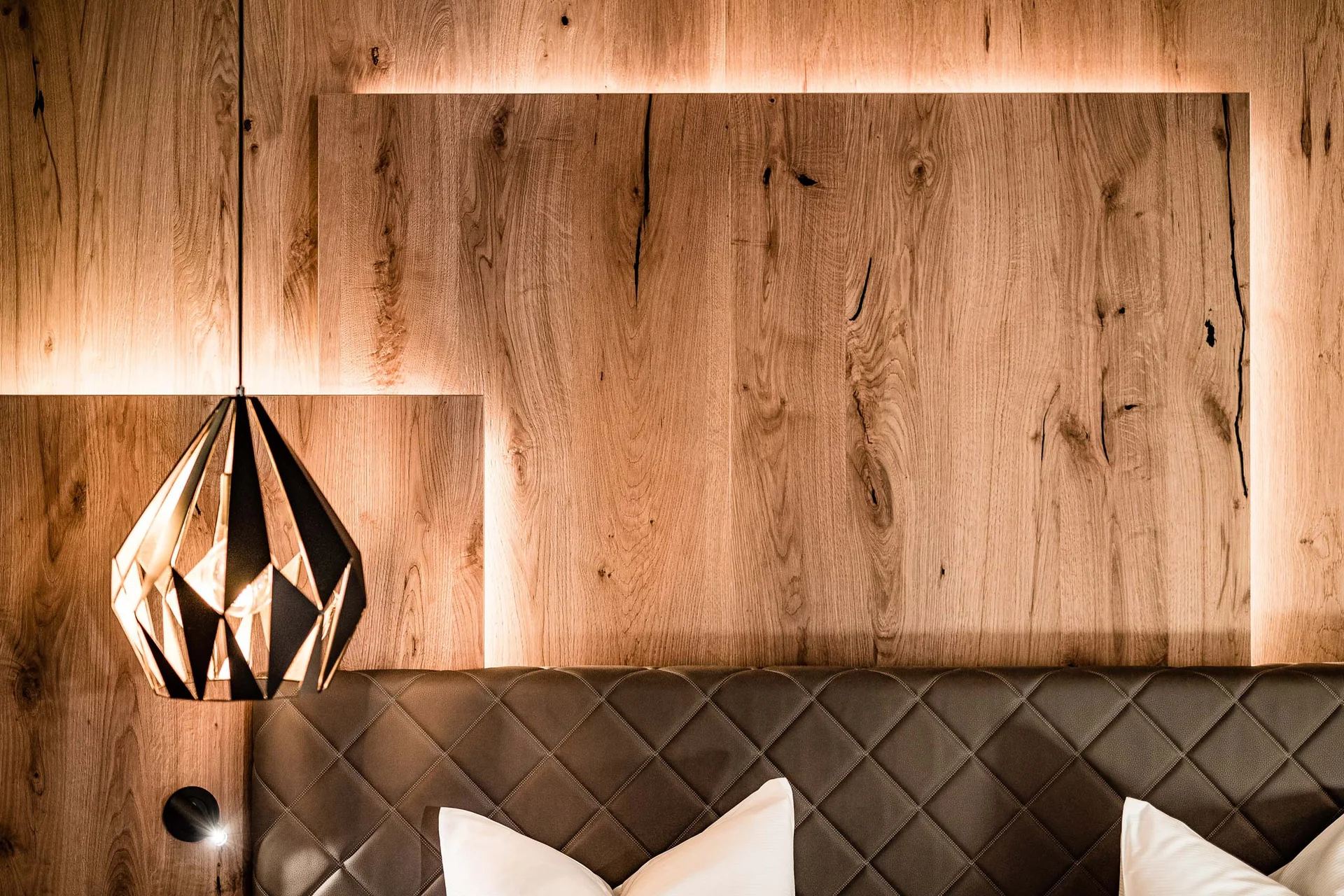 Zimmer, Suiten und Apartments im Sonnenberg Zimmer, Suiten und Apartments im Sonnenberg