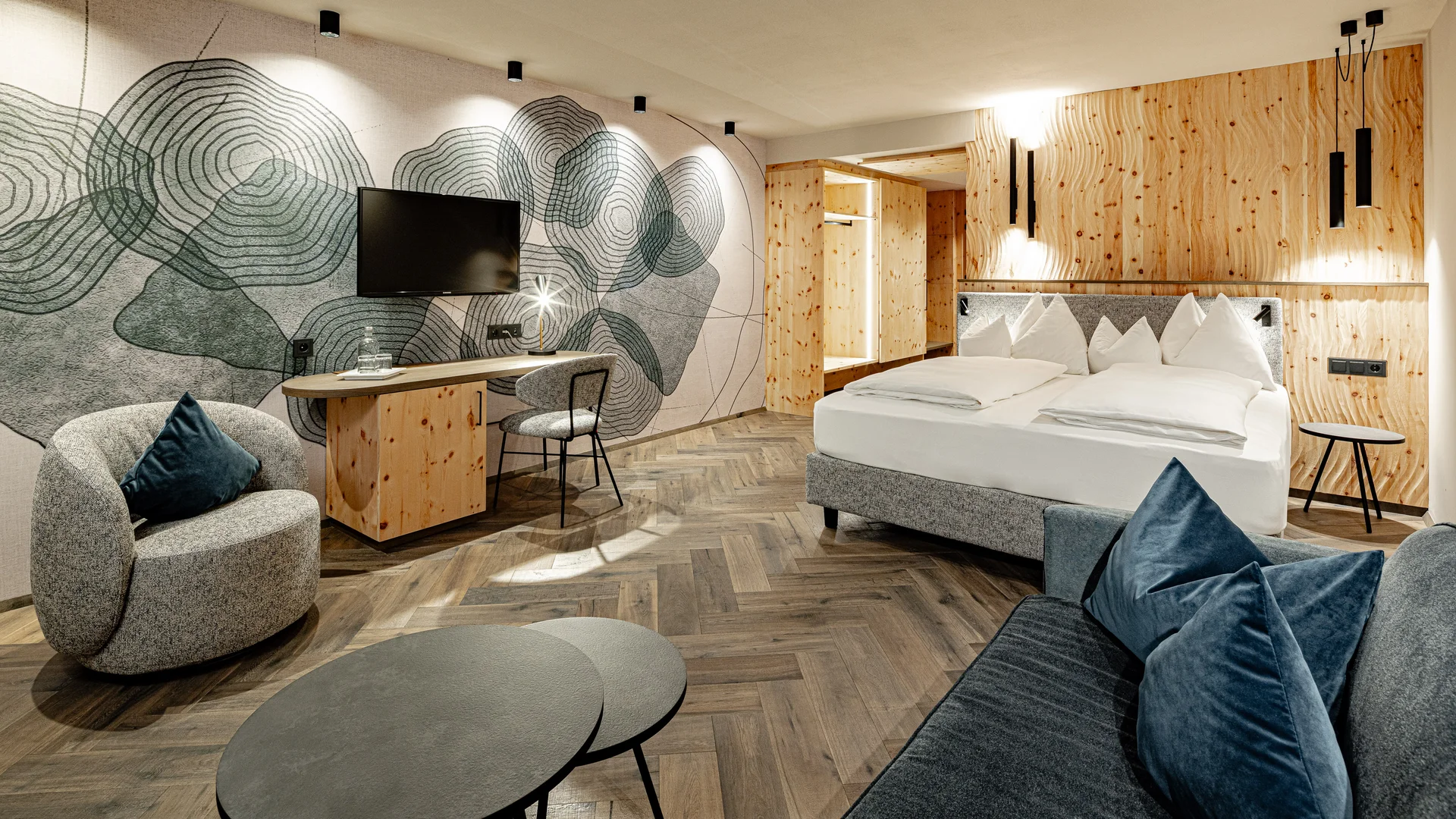 Ihr 4-Sterne-Superior-Hotel in Meransen Ihr 4-Sterne-Superior-Hotel in Meransen