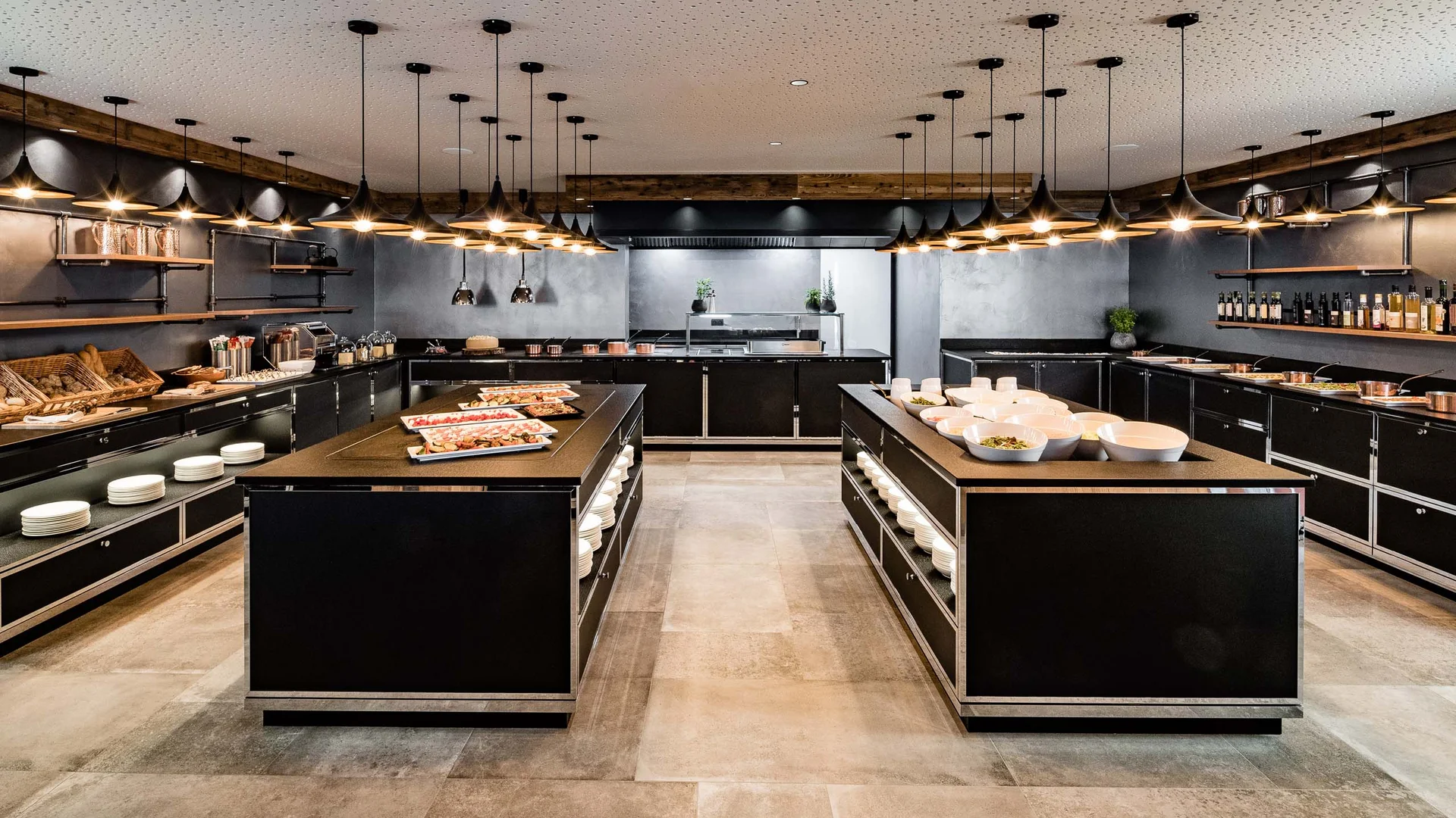 Ihr 4-Sterne-Superior-Hotel in Meransen Ihr 4-Sterne-Superior-Hotel in Meransen