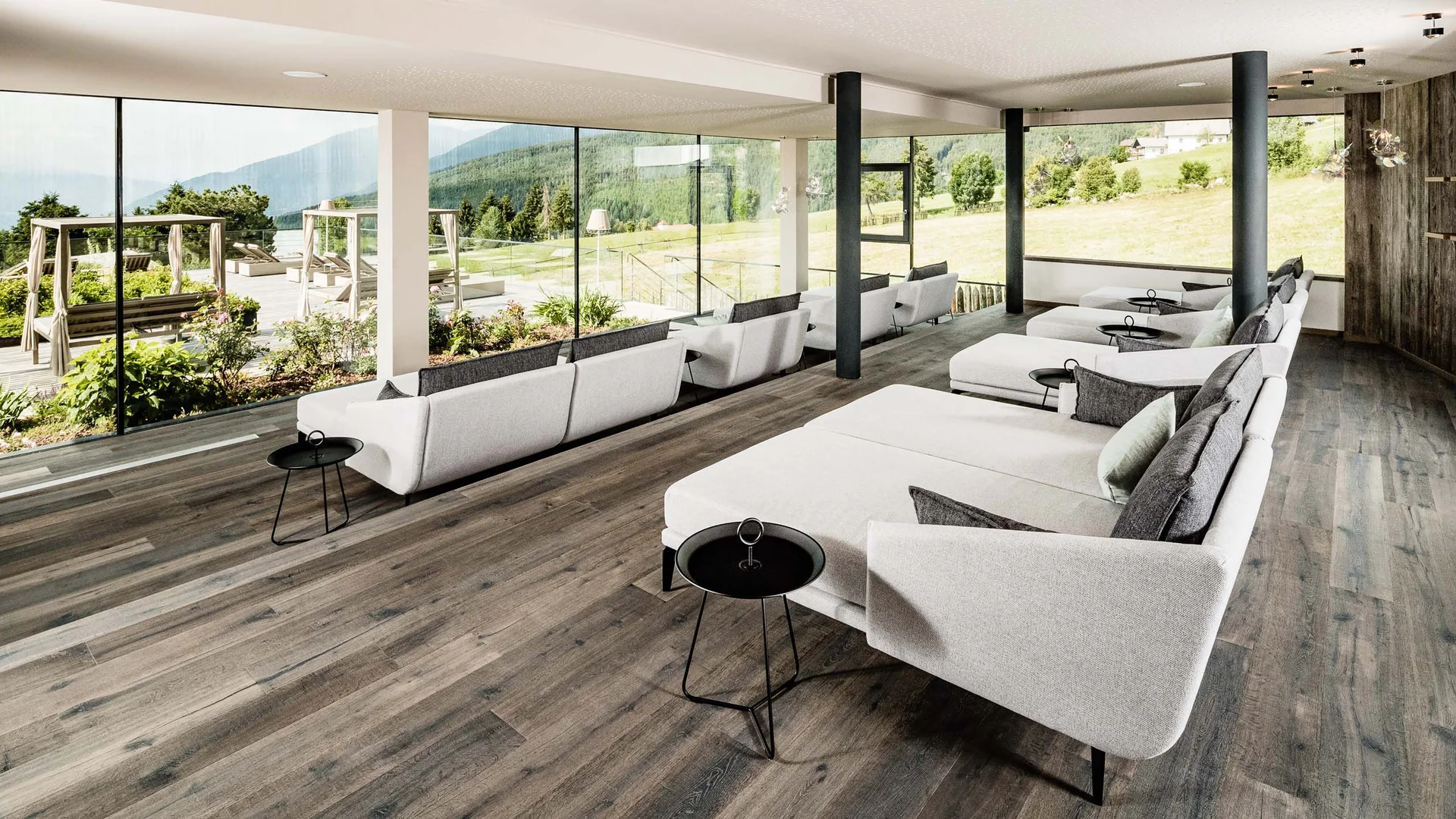 Ihr 4-Sterne-Superior-Hotel in Meransen Ihr 4-Sterne-Superior-Hotel in Meransen