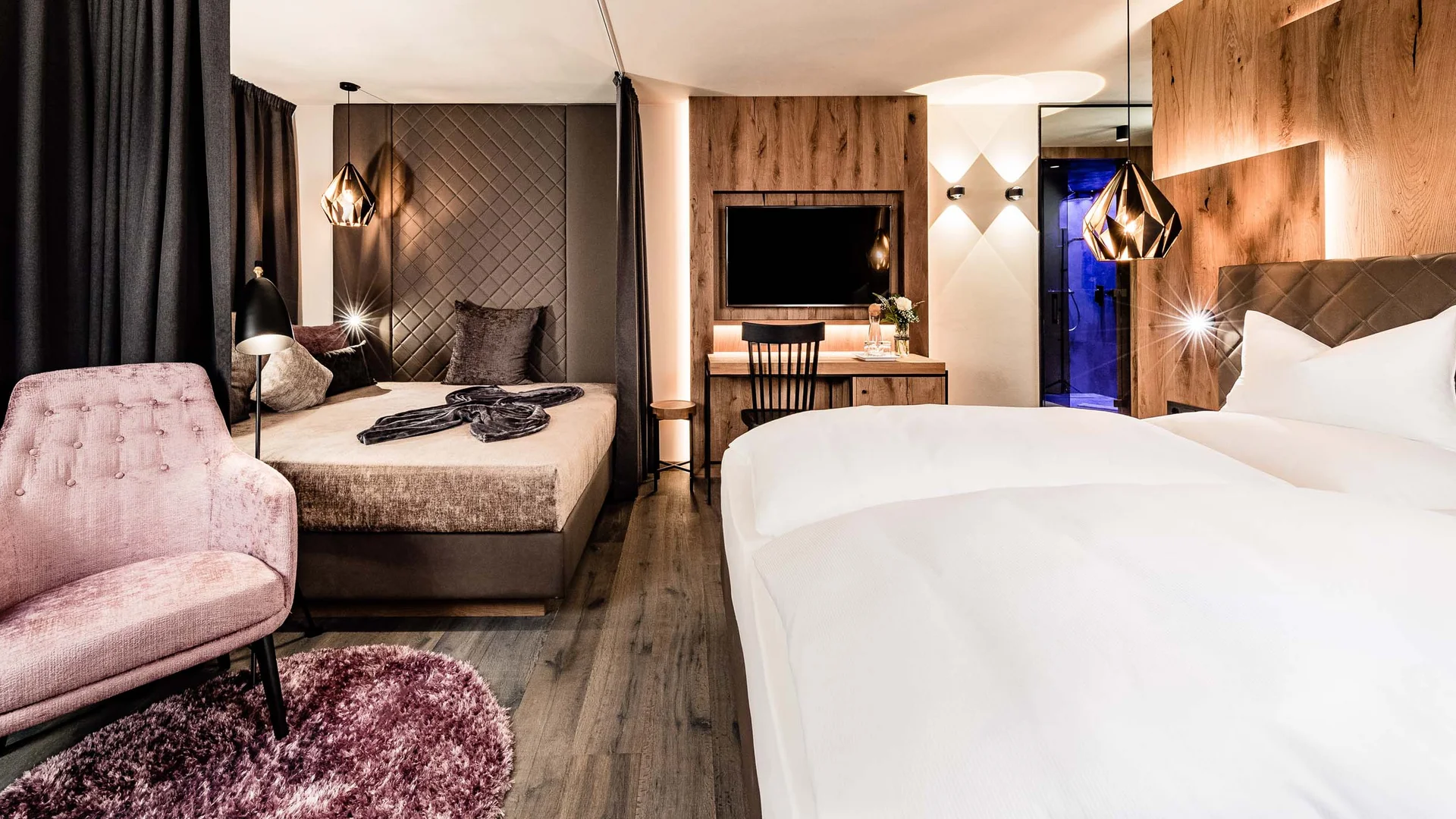 Ihr 4-Sterne-Superior-Hotel in Meransen Ihr 4-Sterne-Superior-Hotel in Meransen