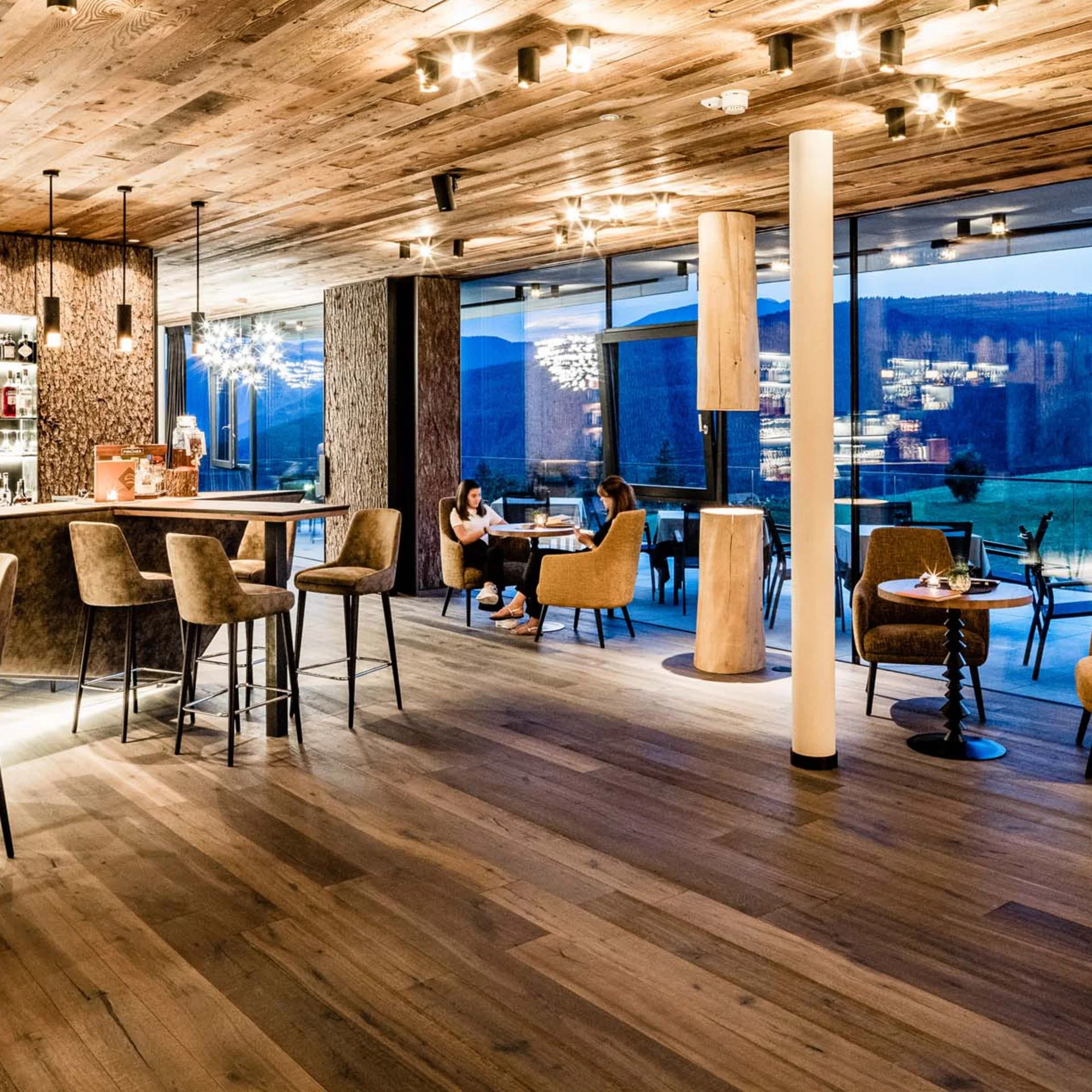 Ihr 4-Sterne-Superior-Hotel in Meransen Ihr 4-Sterne-Superior-Hotel in Meransen