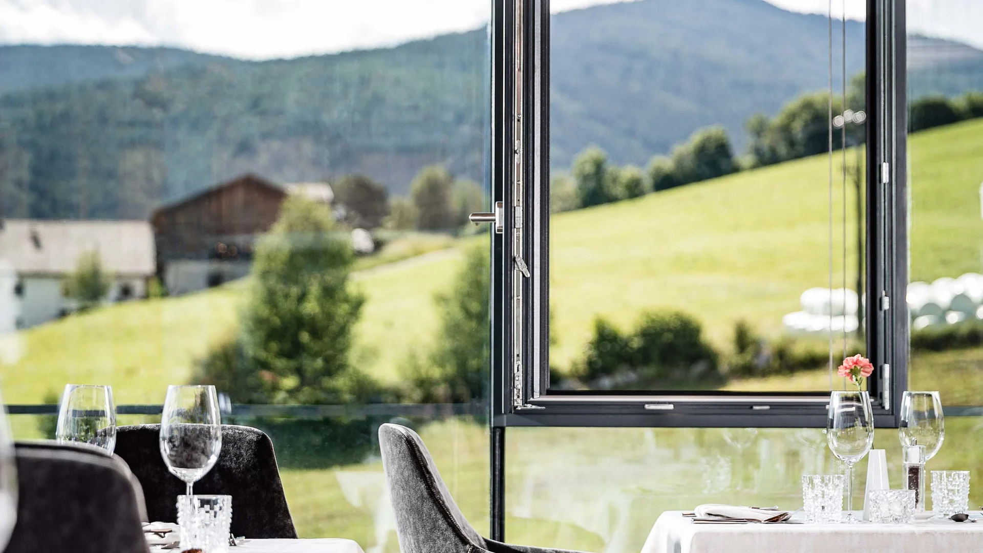 Ihr 4-Sterne-Superior-Hotel in Meransen Ihr 4-Sterne-Superior-Hotel in Meransen